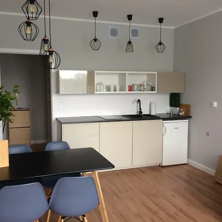 Politechnika Przy Jeziorze * 波兹南