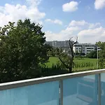 Politechnika Przy Jeziorze Poznaň