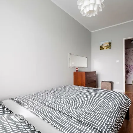Politechnika Przy Jeziorze Apartment