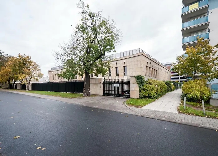 Politechnika Przy Jeziorze Lägenhet *